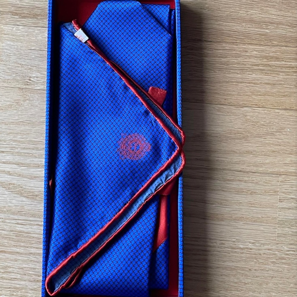 Bijan Blue Tie BRAND NEW
